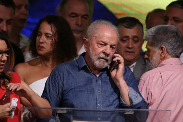 Adeus, WhatsApp? Governo Desenvolve Aplicativo de Mensagens da Abin para Proteger Comunicações Estratégicas