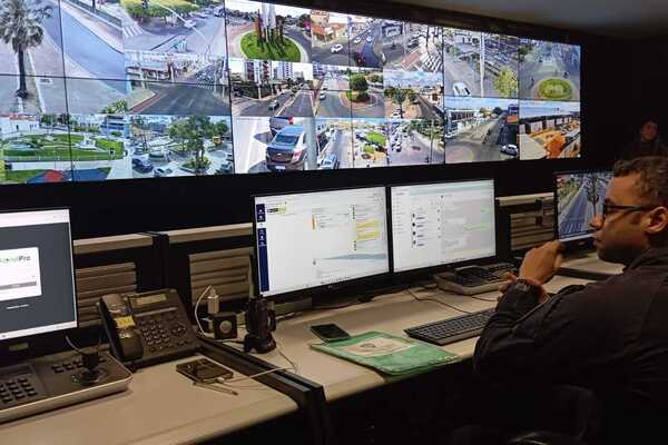 Câmeras de videomonitoramento da Prefeitura de Petrolina ajudam na prisão de suspeitos de sequestro