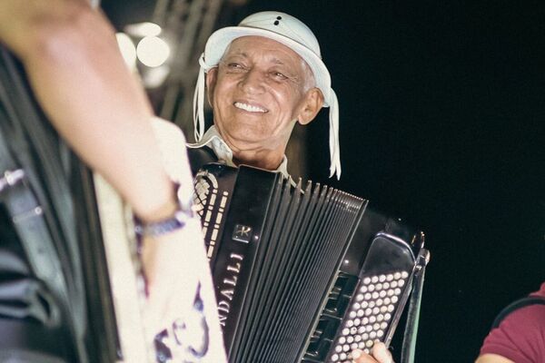 Concerto Santa Sanfona: Petrolina Celebra Sérgio do Forró em Noite de Gala para a Música Nordestina