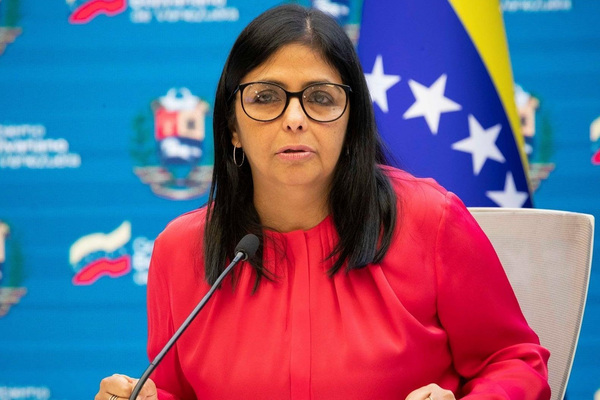 Delcy Rodríguez é Reconhecida como Presidente Interina da Venezuela Após Captura de Nicolás Maduro