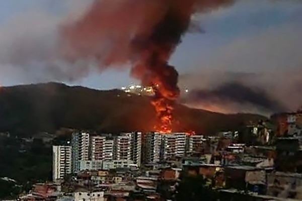 EUA Ataca Venezuela, Entenda os Relatos de Ataques Aéreos e o Clima de Tensão Internacional