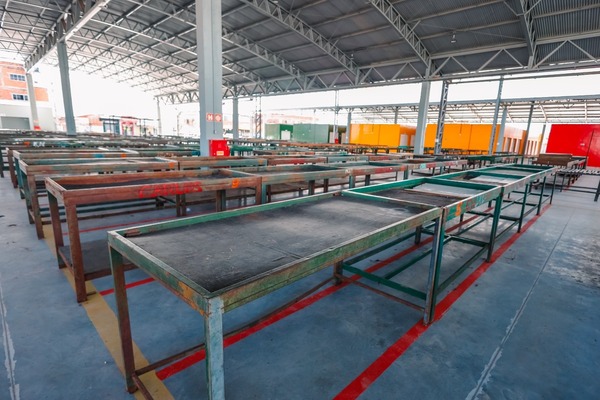 Feirantes do José e Maria já iniciaram mudança para o novo pátio