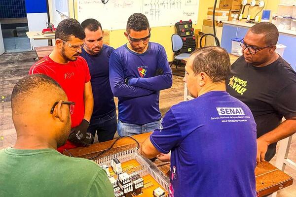 Fundação Nilo Coelho, em parceria com Senai e Sebrae, impulsiona formação de novos profissionais nas áreas de construção civil e instalações elétricas