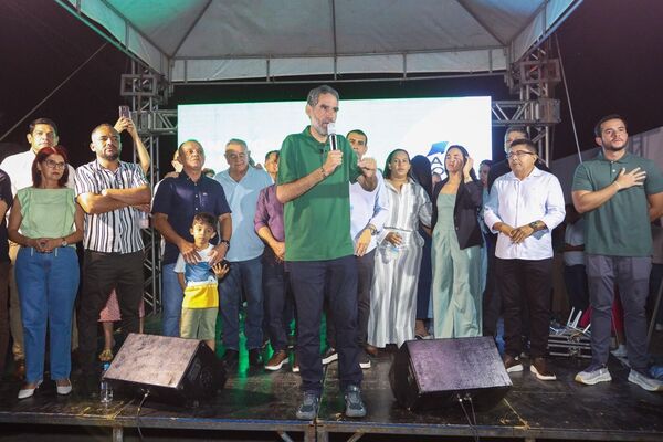 Gestão Anisio Viana transforma abandono em referência: Policlínica Municipal moderna é entregue com duas novas ambulâncias