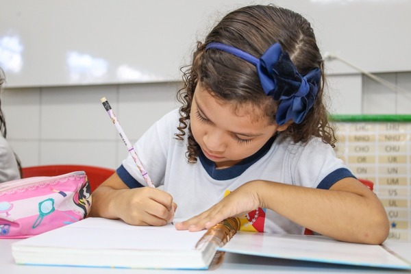 Prefeitura de Petrolina prorroga prazo para renovação de matrículas da rede municipal