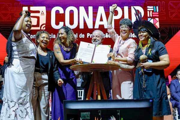 Presidente Lula anuncia construção da Casa da Igualdade Racial da Bahia durante conferência nacional