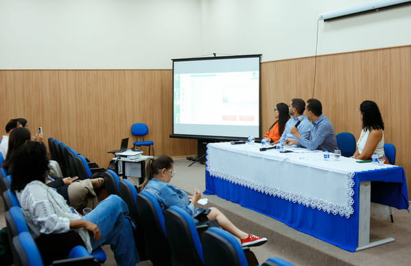 Secretaria de Saúde de Juazeiro alerta sobre importância da vacinação contra síndromes gripais