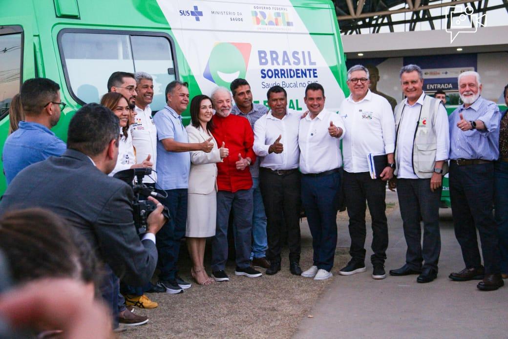 Prefeito Andrei Gonçalves recebe ministro da Saúde em visita à Policlínica Municipal nesta quinta-feira (2)