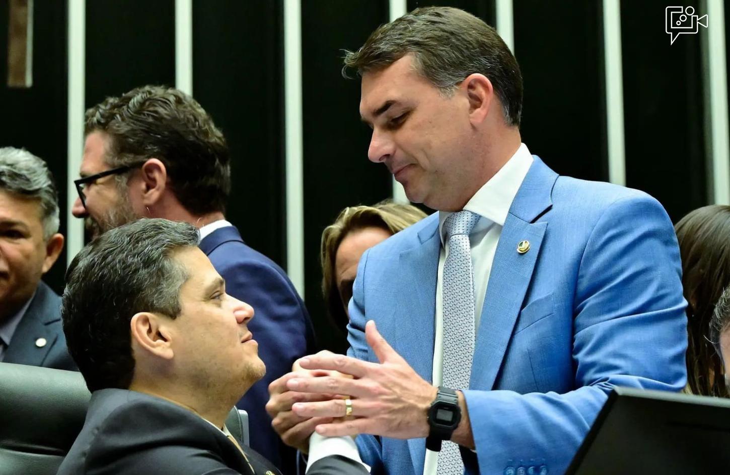 Centrão já escolheu lado para 2026? Movimentos no Congresso indicam reconfiguração política
