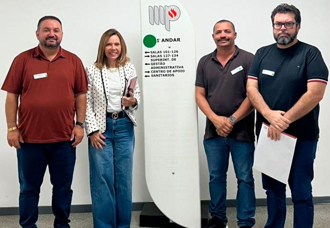 Reunião com a diretoria executiva da AGERBA