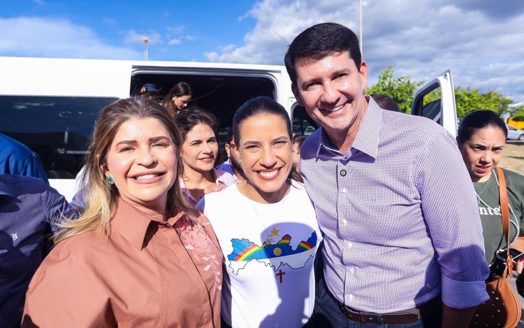 Simão Durando prefeito de Petrolina com Raquel Lyra governadora de Pernambuco