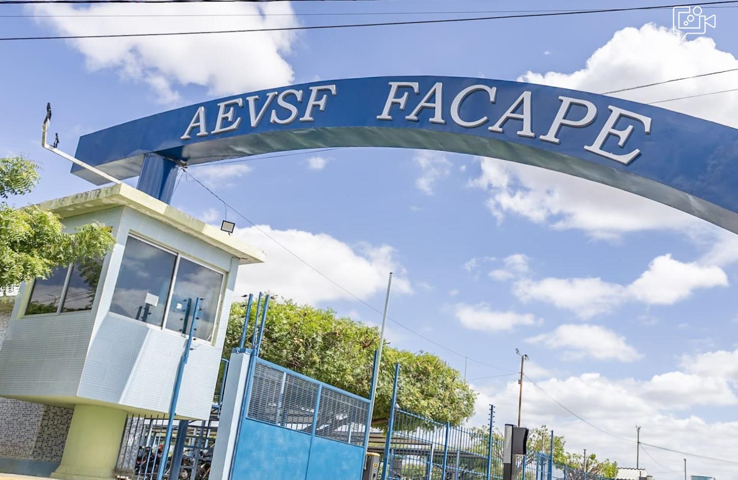 Facape abre seleção para professores de Psicologia, Direito e Administração com salários de até R$ 4,8 mil