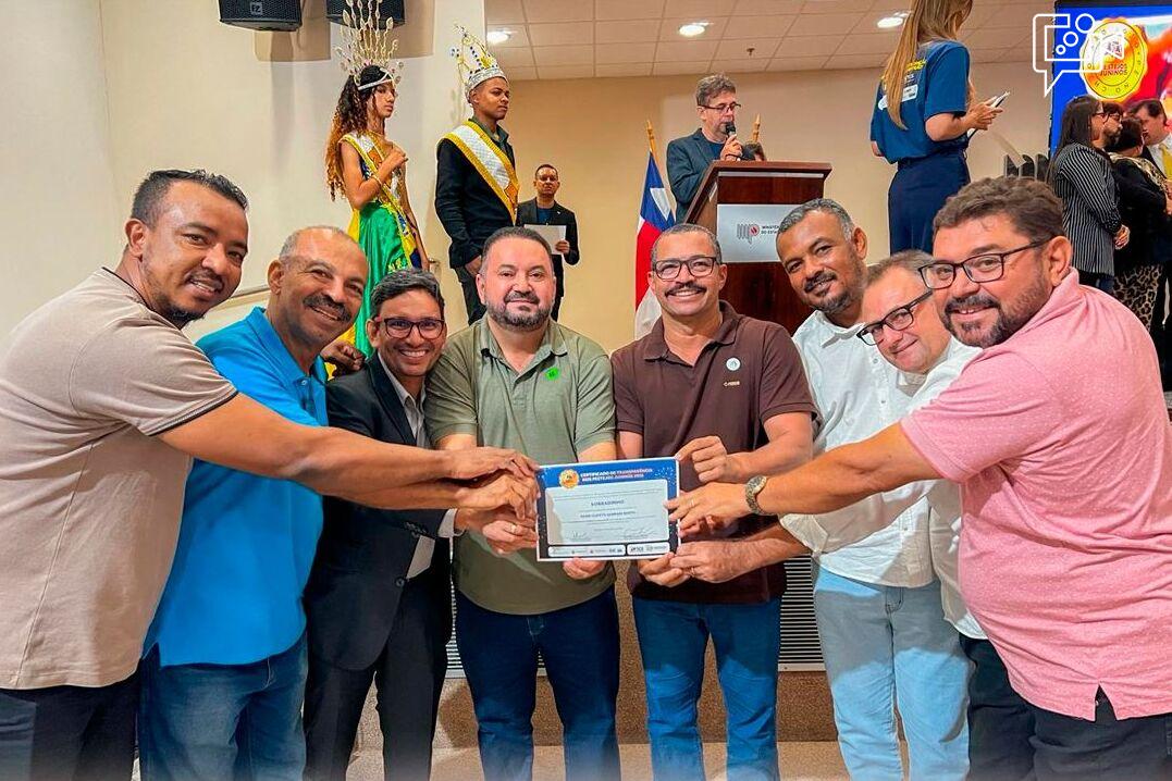 Prefeito Cleivynho Sampaio recebe Selo de Transparência dos Festejos Juninos, em Salvador