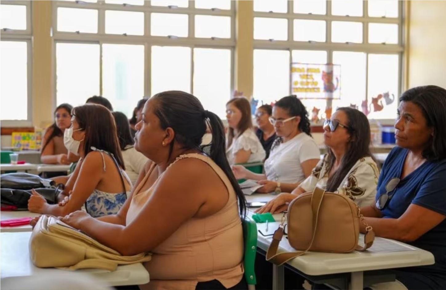 Objetivo de fortalecer práticas pedagógicas voltadas ao desenvolvimento da linguagem oral