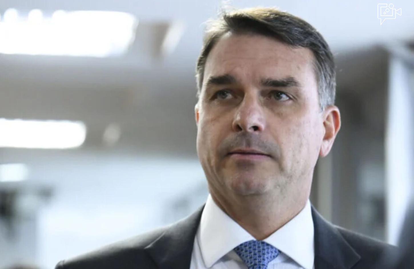 Fraude na filiação trava candidatura de Flávio Bolsonaro à Presidência