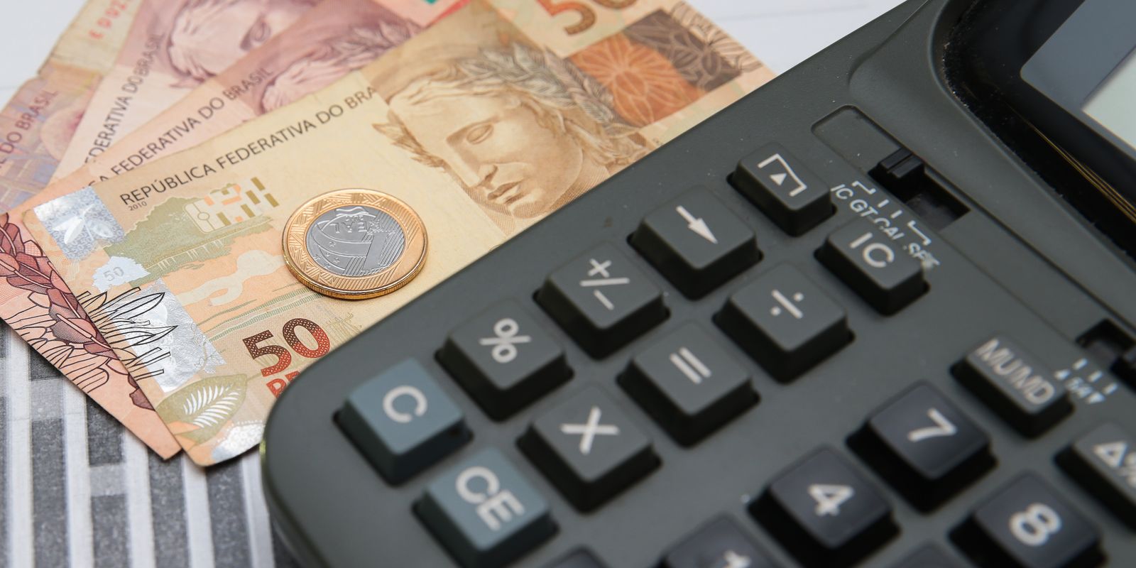 Governo estima arrecadação da CBS em R$ 636 bilhões para 2027