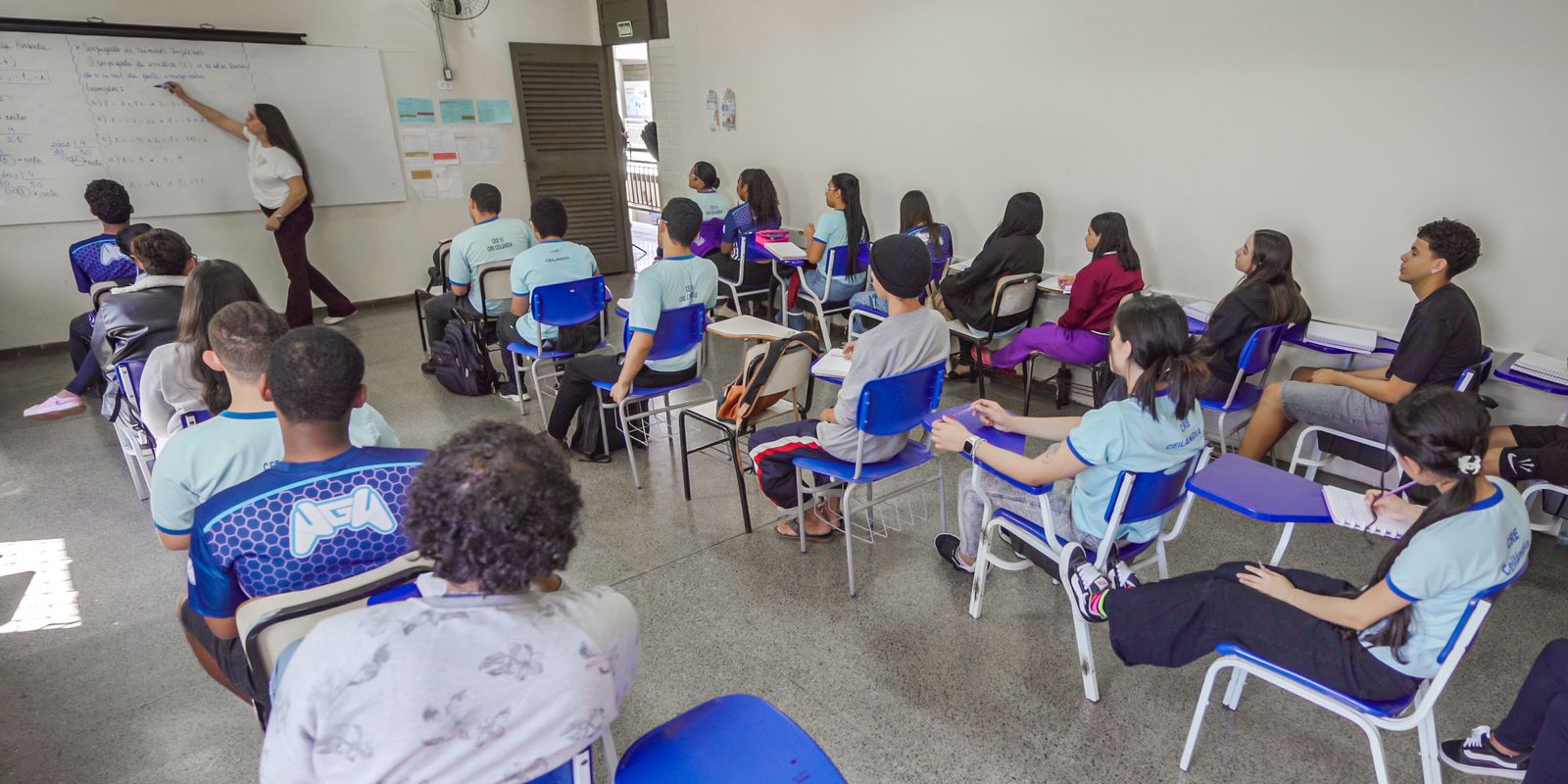 Pé-de-Meia paga 5ª parcela nesta quinta para nascidos em julho e agosto