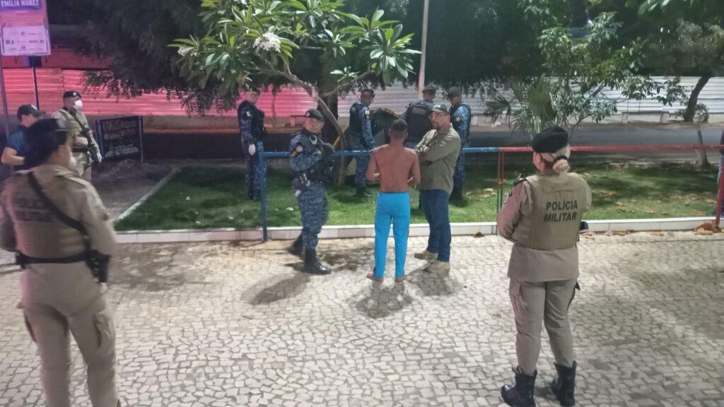 A ação teve como objetivo realizar abordagens à população em situação de rua