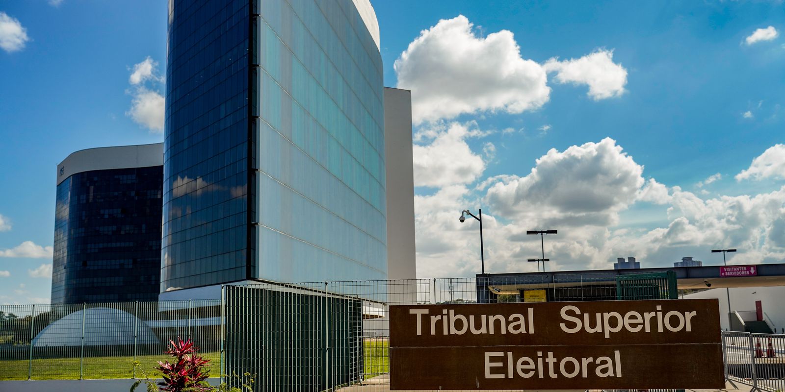 TSE busca consenso sobre inteligência artificial nas eleições nesta quinta