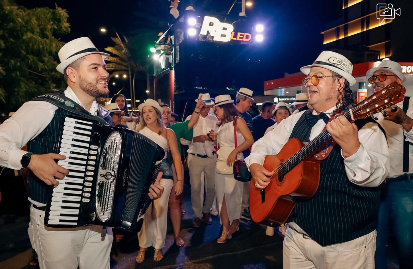 5ª Serenata da Nossa Petrolina celebra tradição, memória e música pelas ruas do Centro da cidade