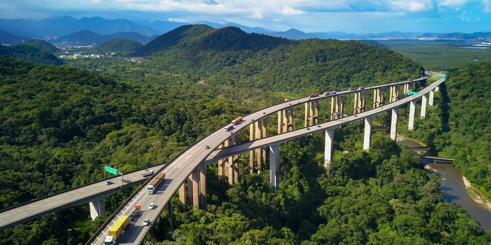 Brasil precisa dobrar investimentos em infraestrutura para eliminar gargalos históricos