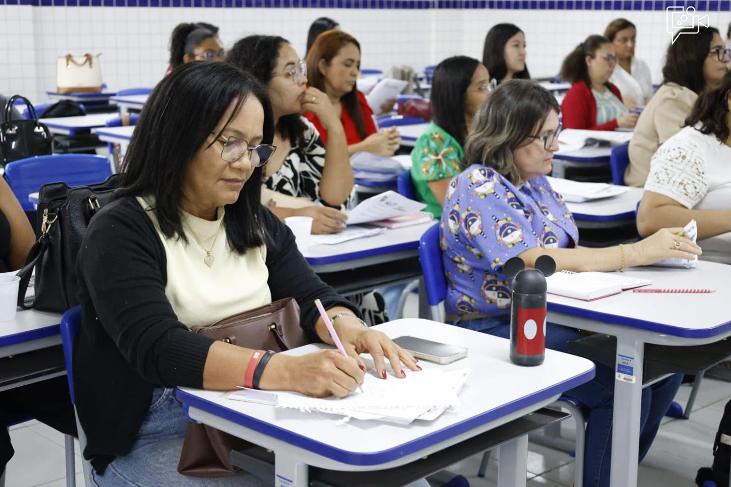 Petrolina abre seleção interna para gestores e vice-gestores das escolas municipais