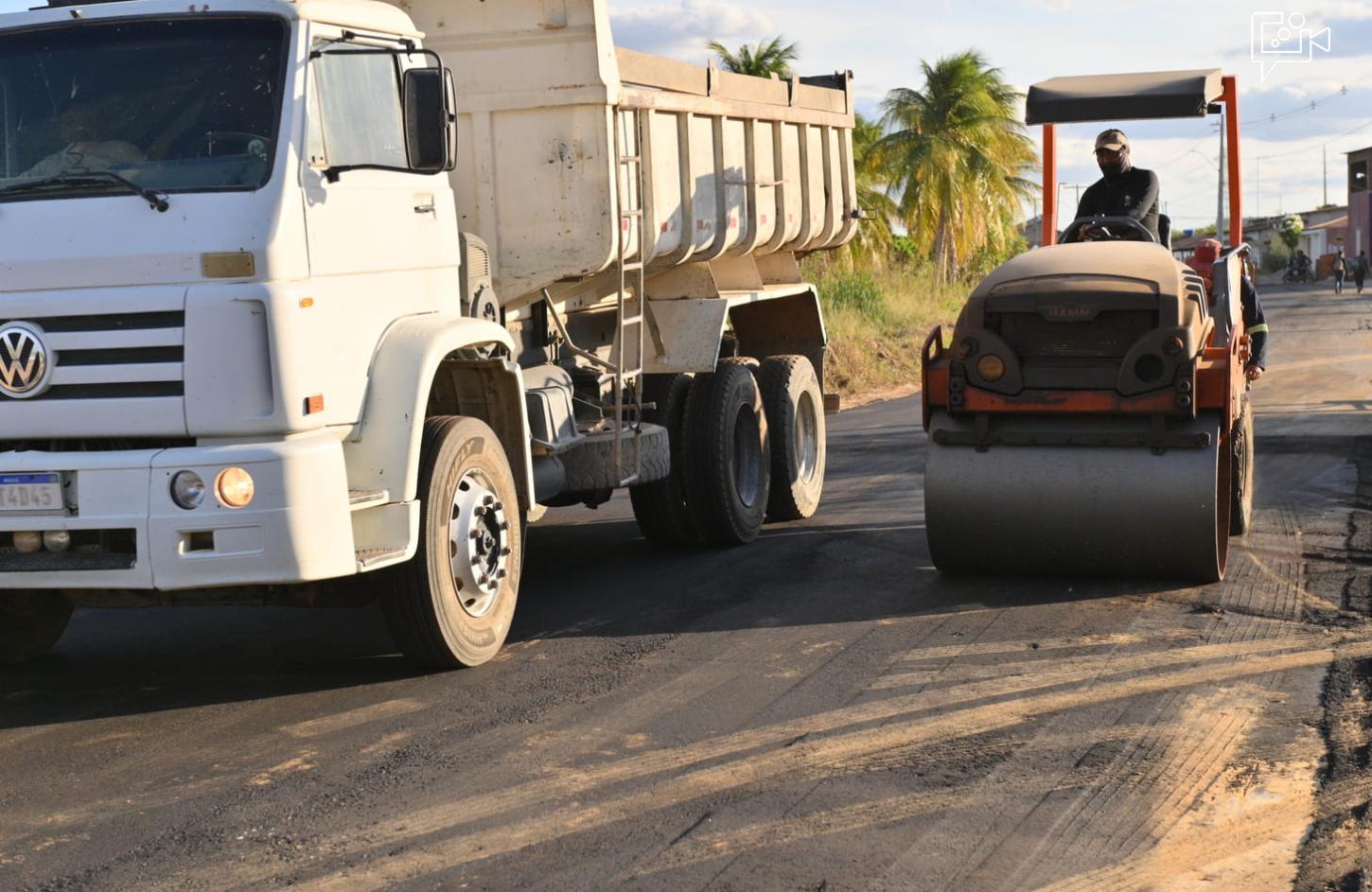 Recapeamento transforma rotina de moradores e comerciantes da comunidade NH1, em Juazeiro