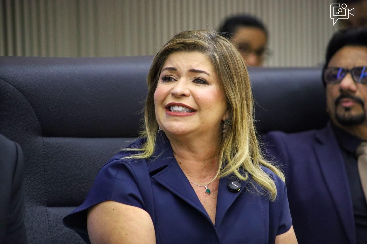 Alinne Durando é a nova secretária de Assistência Social de Petrolina