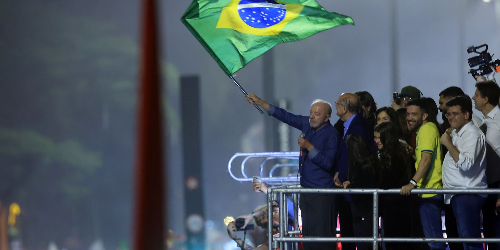 Líderes mundiais celebram a reeleição de Lula e projetam parcerias globais