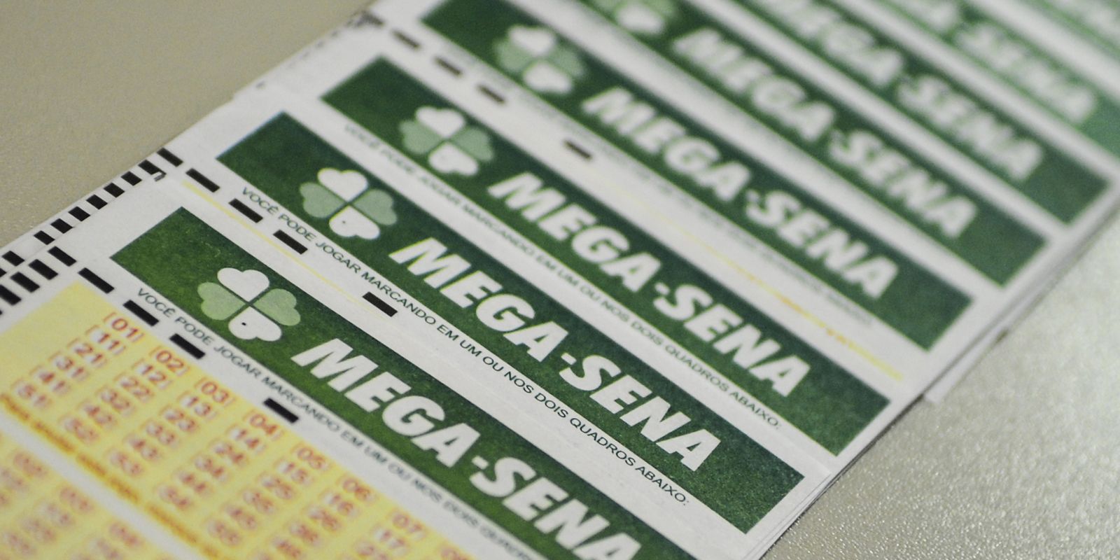 Mega-Sena realiza sorteio de prêmio acumulado estimado em R$ 150 milhões