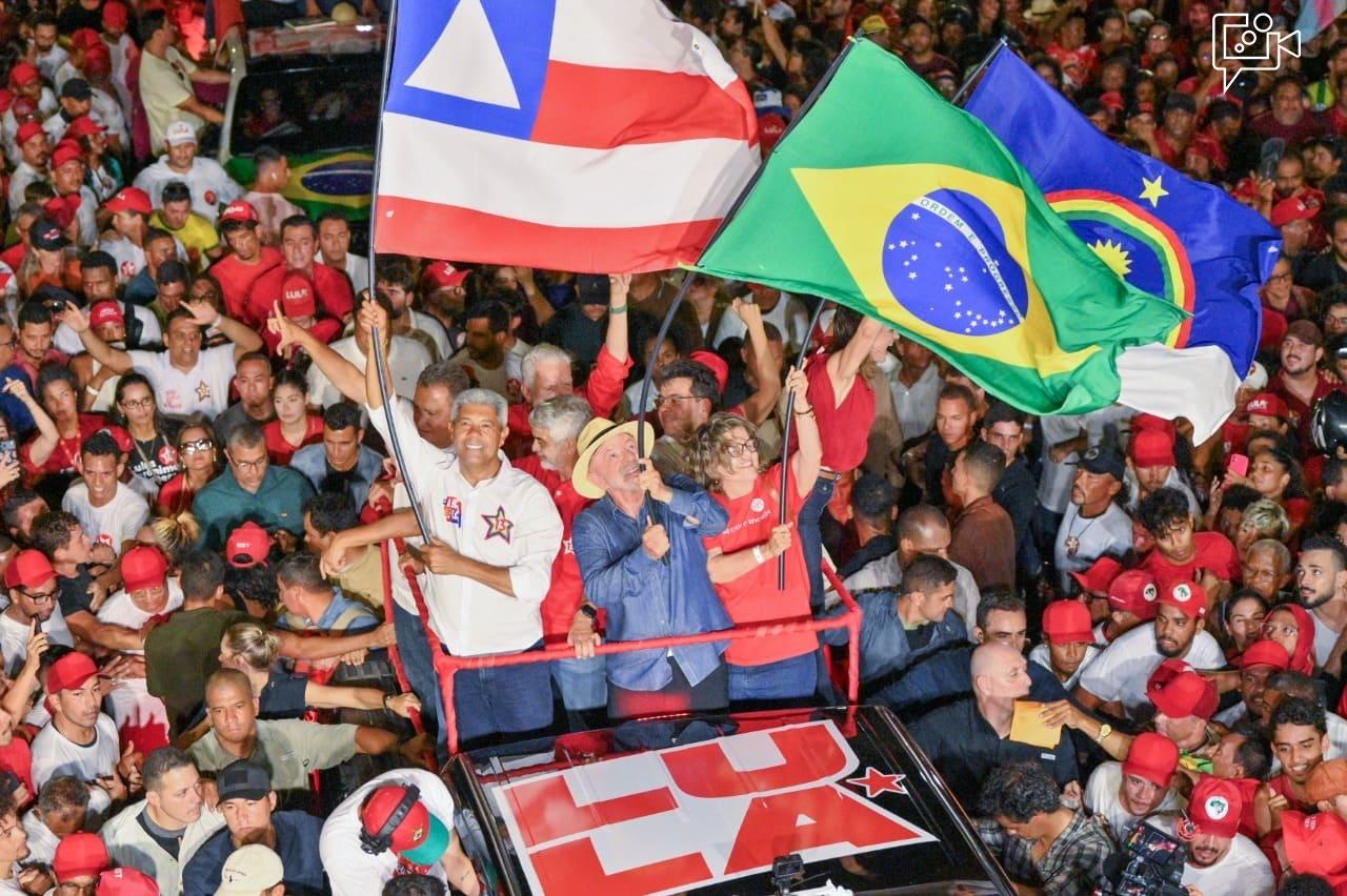 Prefeito Andrei destaca ato histórico com 160 mil pessoas e ao lado de Lula celebra a força popular do Vale do São Francisco na defesa dos direitos e da democracia