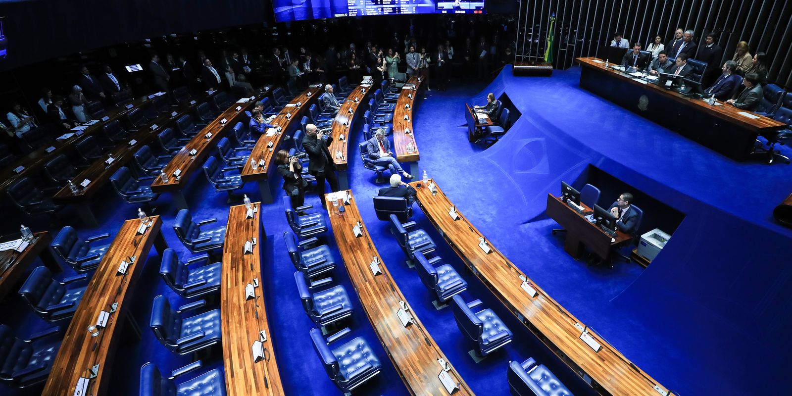 Guia prático explica as regras do voto para senador no pleito de 2026