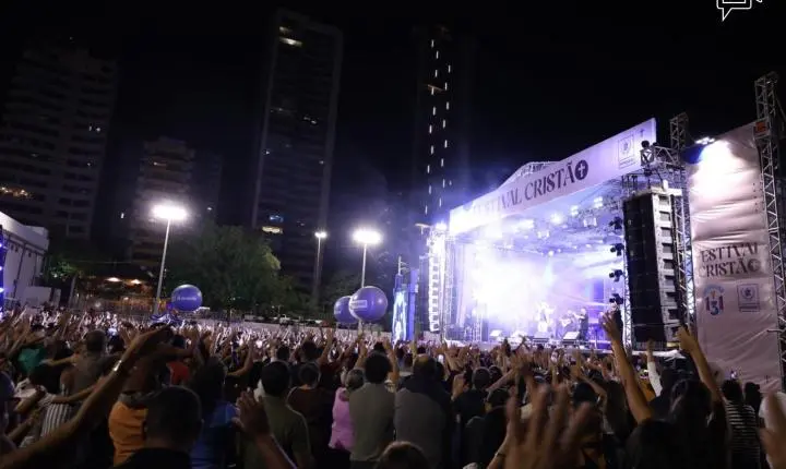 Festival Cristão reúne famílias e fiéis em noite de celebração pelos 131 anos de Petrolina