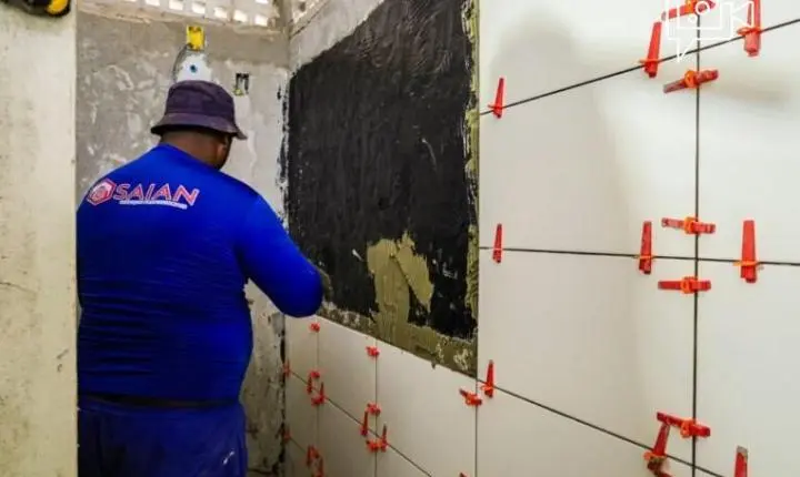 Gestão Anisio Viana retoma obra da quadra da Escola Júlia Borges após mais de uma década de paralisação