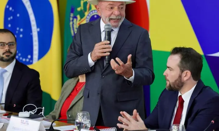 Desenrola Brasil: Lula afirma que programa aliviará endividados