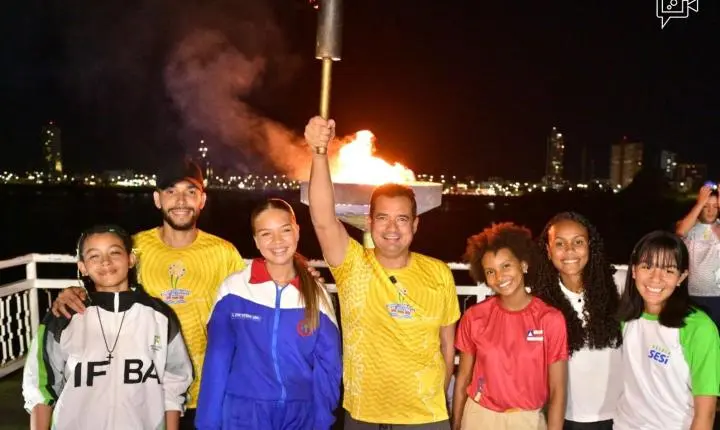Prefeito Andrei destaca compromisso com a infância e juventude durante abertura da maior edição da história dos Jogos Escolares de Juazeiro