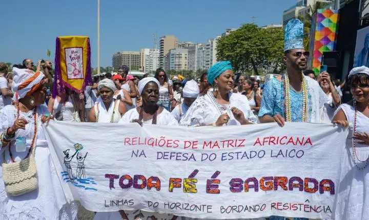 Racismo religioso e direitos marcam o debate eleitoral no Brasil