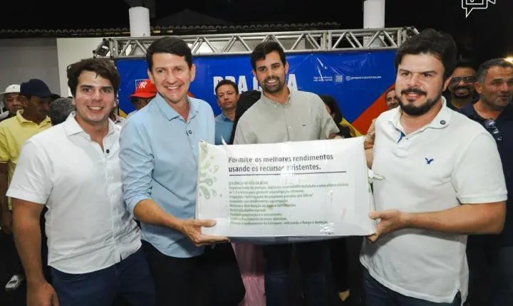 Simão Durando, Antonio Coelho e Fernando Filho anunciam investimentos para irrigação e pavimentação da zona rural