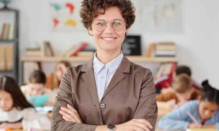 STF estende piso salarial nacional a professores temporários da rede pública